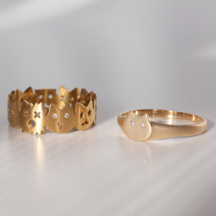 CAT SIGNET RING