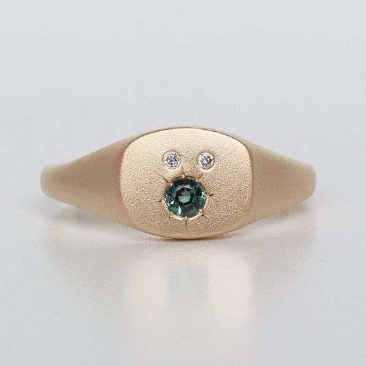PETITE SIGNET RING - ALEXANDRITE