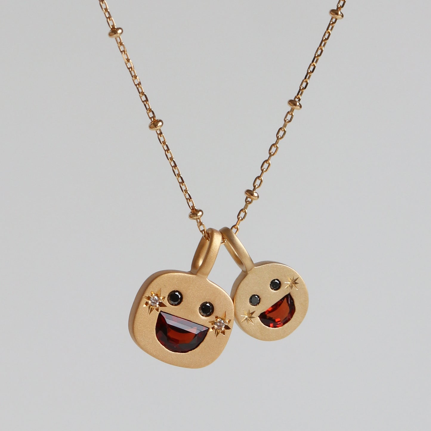 BIG SMILE CHARM
