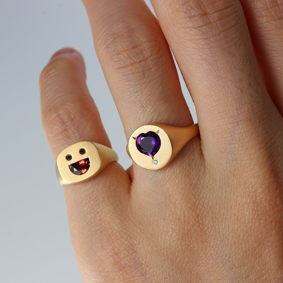 HEART! SIGNET RING