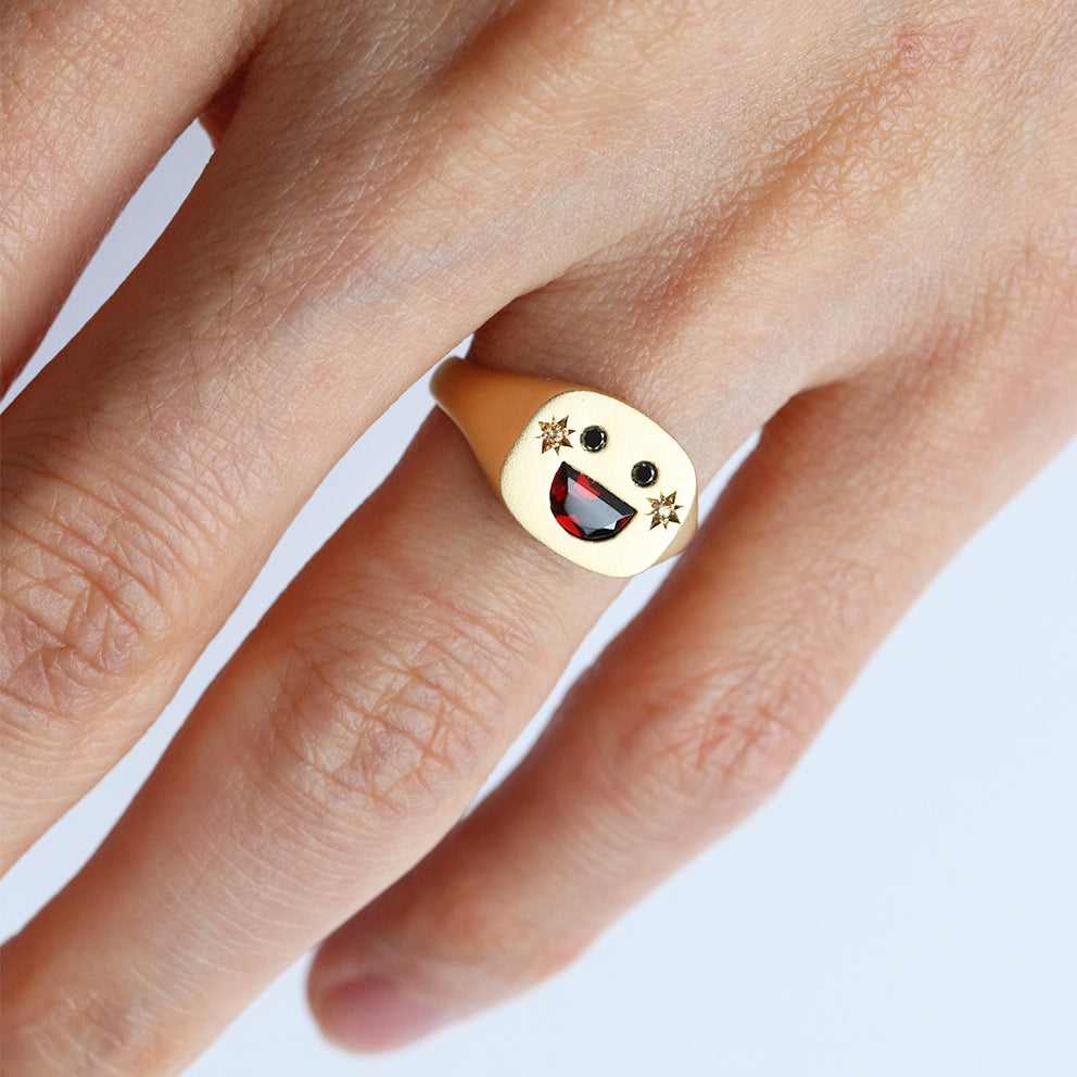 BIG SMILE SIGNET RING with CHEEKS